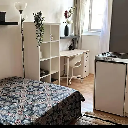 Belles Studettes Indépendantes *