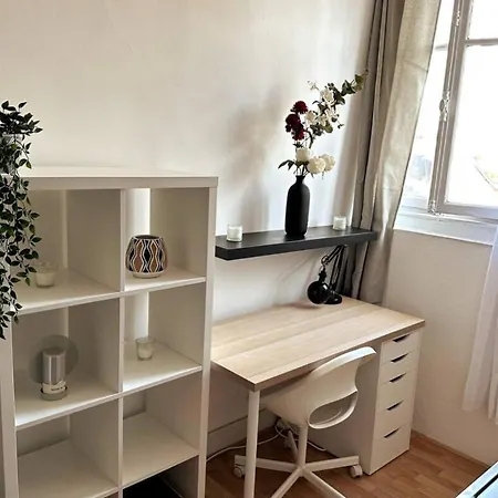 Belles Studettes Indépendantes Appartement *